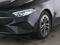 Gebraucht Mercedes A200 Progressive 150 PS (110 kW) 2025 Lack kosmosschwarz Limousine