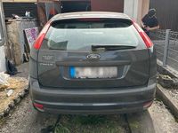 Gebraucht Ford Focus 101 PS (74 kW) 2006 Silber Coupé