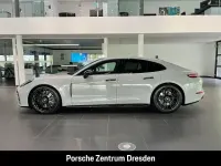 Neu Porsche Panamera GTS 500 PS (367 kW) 2026 Weiß Limousine