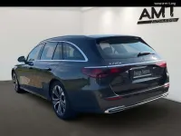 Gebraucht Mercedes E220 Avantgarde 197 PS (144 kW) 2024 Grau Kombi