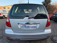 Gebraucht Mercedes A200 136 PS (100 kW) 2012 Silber Limousine