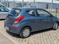 Gebraucht Hyundai i20 86 PS (63 kW) 2013 Blau Kleinwagen