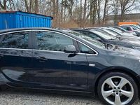 Gebraucht Opel Astra Design Edition 140 PS (102 kW) 2011 Braun Limousine