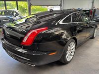 Gebraucht Jaguar XJ 300 PS (220 kW) 2019 Schwarz Limousine