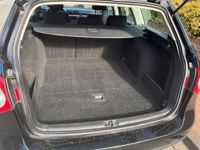 Gebraucht VW Passat Trendline 140 PS (102 kW) 2010 Schwarz Kombi