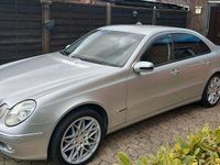 Gebraucht Mercedes E240 Elegance 177 PS (130 kW) 2002 Silber Limousine