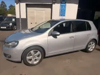 Gebraucht VW Golf VI Team 105 PS (77 kW) 2011 Reflexsilber metallic Kleinwagen