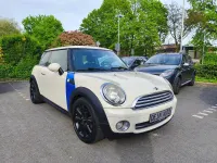 Używany Mini Cooper 95 KM (69 kW) 2009 Biały Hatchback