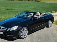 Gebraucht Mercedes E300 AMG line 252 PS (185 kW) 2013 Schwarz Cabrio