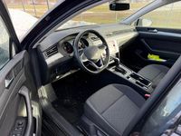 Gebraucht VW Passat Conceptline 150 PS (110 kW) 2022 Mangangrau metallic Kombi