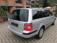 Gebraucht VW Passat 116 PS (85 kW) 2001 Silber Kombi