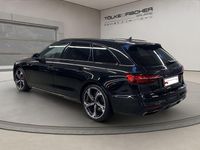 Gebraucht Audi A4 S-Line 204 PS (150 kW) 2024 Mythosschwarz metallic Kombi