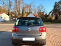 Gebraucht VW Golf V 102 PS (75 kW) 2004 Grau Kleinwagen