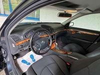 Gebraucht Mercedes E270 Elegance 177 PS (130 kW) 2004 Blau Limousine
