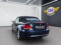 Gebraucht BMW 123 Cabriolet Sport Line 204 PS (150 kW) 2012 Blau Cabrio