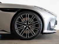 Neu Aston Martin DB12 680 PS (500 kW) 2026 Silber aluminite silver Cabrio