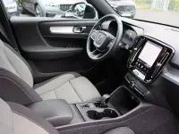 Gebraucht Volvo XC40 Core 163 PS (119 kW) 2024 Schwarz SUV