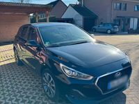 gebraucht Hyundai i30 Yes 140PS 6-Gang Benziner