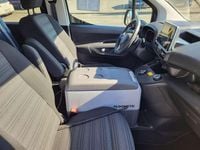Gebraucht Opel Combo Elegance 131 PS (96 kW) 2024 Jade weiss/arktis weiss