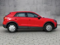 Gebraucht Audi Q2 Design 150 PS (110 kW) 2019 Rot SUV
