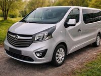 Gebraucht Opel Vivaro 145 PS (106 kW) 2018 Silber Van / Kleinbus