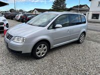 Gebraucht VW Touran Highline 136 PS (100 kW) 2004 Reflexsilber metallic Van / Kleinbus