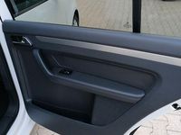 Gebraucht VW Touran Highline 170 PS (125 kW) 2012 Weiß Van / Kleinbus