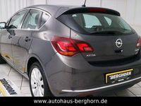 Gebraucht Opel Astra Exklusiv 140 PS (102 kW) 2015 Platin anthrazit (metallic) Limousine