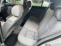 Gebraucht VW Golf III 75 PS (55 kW) 1998 Silber Kleinwagen