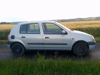 Gebraucht Renault Clio II 75 PS (55 kW) 2000 Grau Kleinwagen