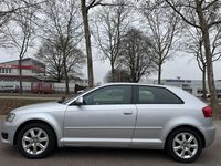 Gebraucht Audi A3 Ambiente 105 PS (77 kW) 2009 Silber Kleinwagen