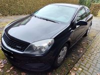 Gebraucht Opel Astra GTC 105 PS (77 kW) 2006 Schwarz Limousine