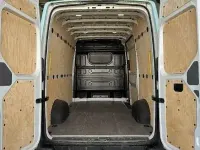 Gebraucht VW Crafter 102 PS (75 kW) 2021 Weiß Van