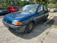 Gebraucht Opel Astra 71 PS (52 kW) 1993 Blau Limousine