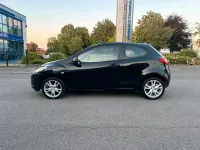 Gebraucht Mazda 2 Inclusive 75 PS (55 kW) 2008 Schwarz Kleinwagen