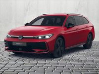 Gebraucht VW Passat Style 193 PS (141 kW) 2025 Chilirot metallic Kombi
