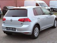 Second-hand VW Golf VII 110 CP (80 kW) 2015 Argintiu Berlinǎ