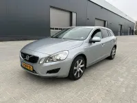 Gebraucht Volvo V60 215 PS (158 kW) 2013 Grau Kombi