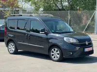 Gebraucht Fiat Doblò Lounge 120 PS (88 kW) 2017 Schwarz Van / Kleinbus