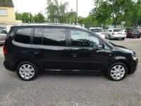 Gebraucht VW Touran Cup 140 PS (102 kW) 2014 Schwarz Van / Kleinbus
