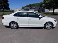 Gebraucht VW Jetta Trendline 105 PS (77 kW) 2011 Weiß Limousine