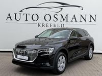 Gebraucht Audi e-tron Basis 230 kW (313 PS) 2022 Brillantschwarz SUV