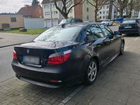 Gebraucht BMW 525 218 PS (160 kW) 2006 Blau Limousine
