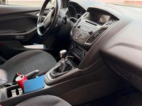 Gebraucht Ford Focus 125 PS (91 kW) 2017 Blau Kombi