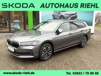 Neu Skoda Superb 193 PS (141 kW) 2026 Graphitegrau metallic Kombi