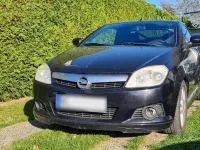 Używany Opel Tigra 90 KM (66 kW) 2007 Czarny Kabriolet