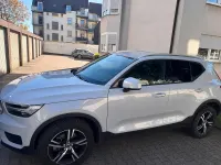 Second-hand Volvo XC40 Momentum 190 CP (139 kW) 2019 Alb SUV