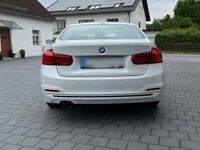 gebraucht BMW 320 d Aut. Sport Line LED+Navi+Lenkadhzg+8FB