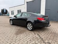 Gebraucht Opel Insignia 131 PS (96 kW) 2010 Schwarz Limousine