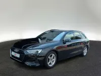 Gebraucht Audi A4 S-Line 136 PS (100 kW) 2022 Mythosschwarz metallic Kombi